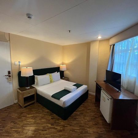 Coco Grande Hotel Dumaguete City Екстер'єр фото