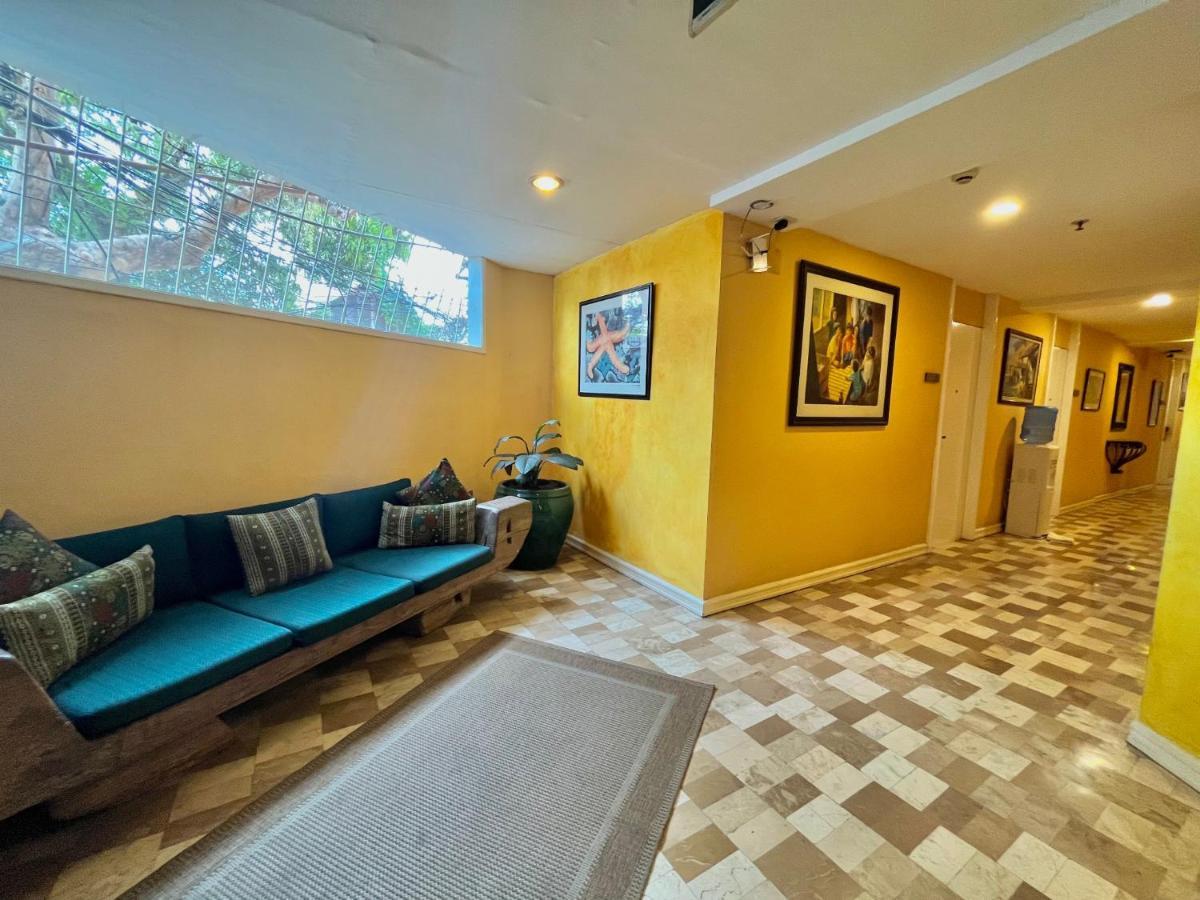 Coco Grande Hotel Dumaguete City Екстер'єр фото
