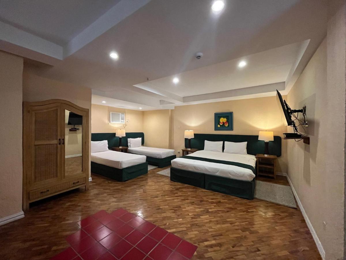Coco Grande Hotel Dumaguete City Екстер'єр фото