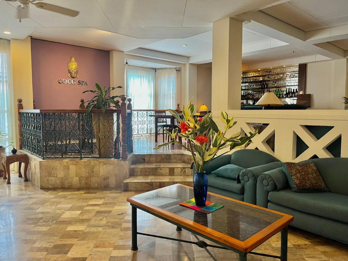 Coco Grande Hotel Dumaguete City Екстер'єр фото